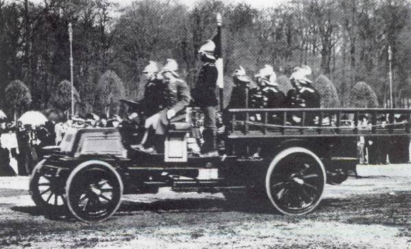 грузовик первый грузовик грузовая машина грузовой автомобиль автопоезд